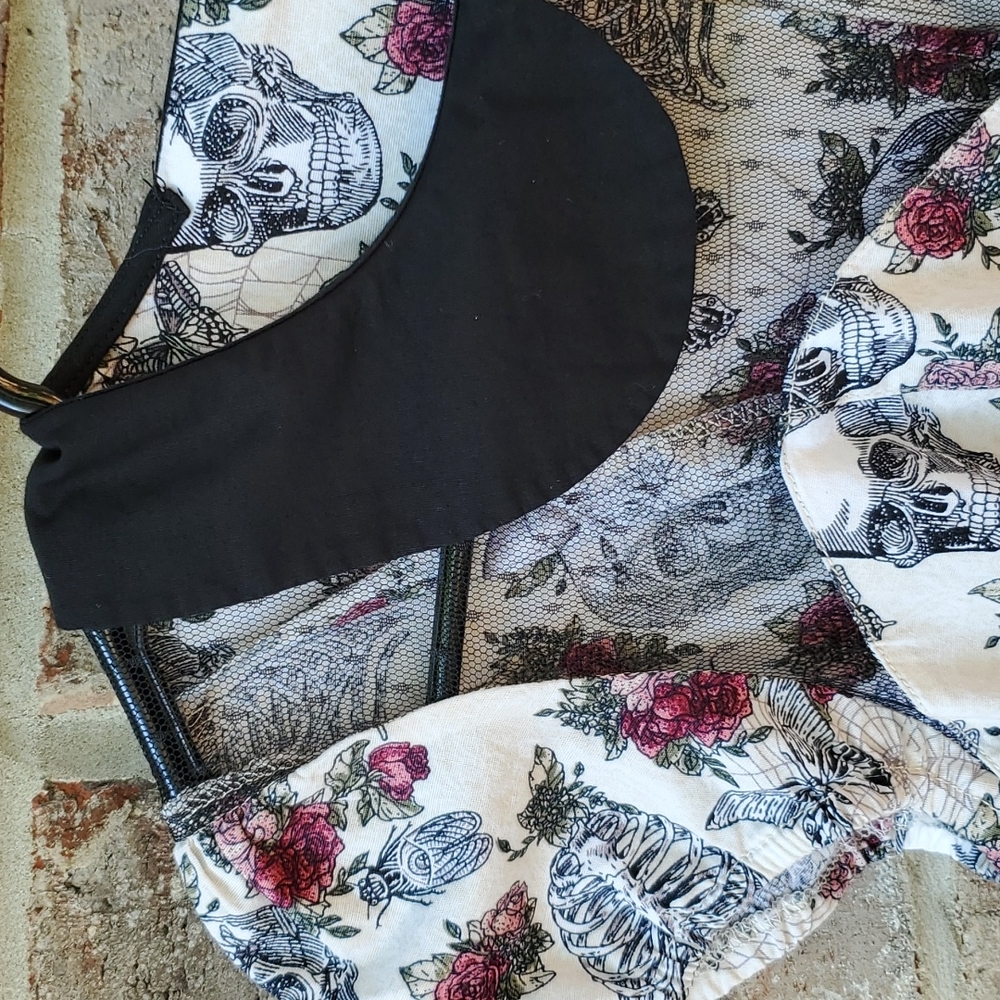 Hell Bunny Skeleton & Flower Skull Dress 4613 Size XS - Picture 5 of 13